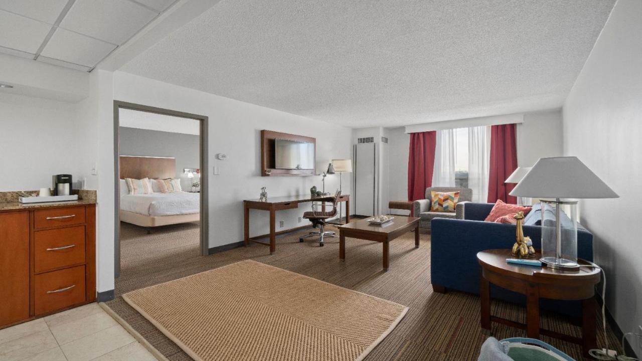 שרלוט 315 Loso Hotel Airport מראה חיצוני תמונה