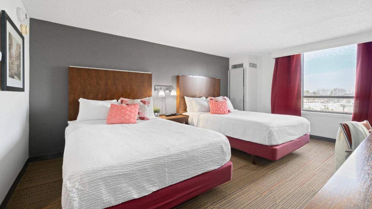 שרלוט 315 Loso Hotel Airport מראה חיצוני תמונה