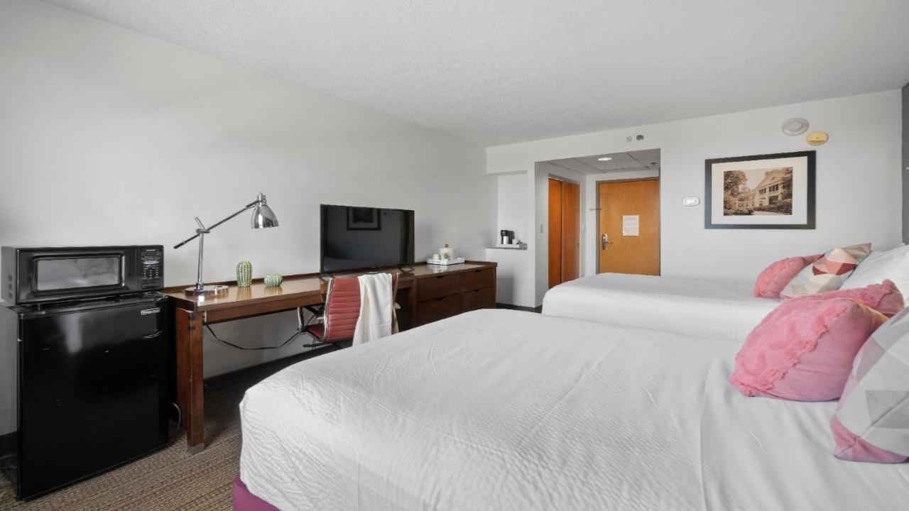 שרלוט 315 Loso Hotel Airport מראה חיצוני תמונה