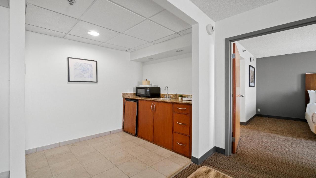 שרלוט 315 Loso Hotel Airport מראה חיצוני תמונה