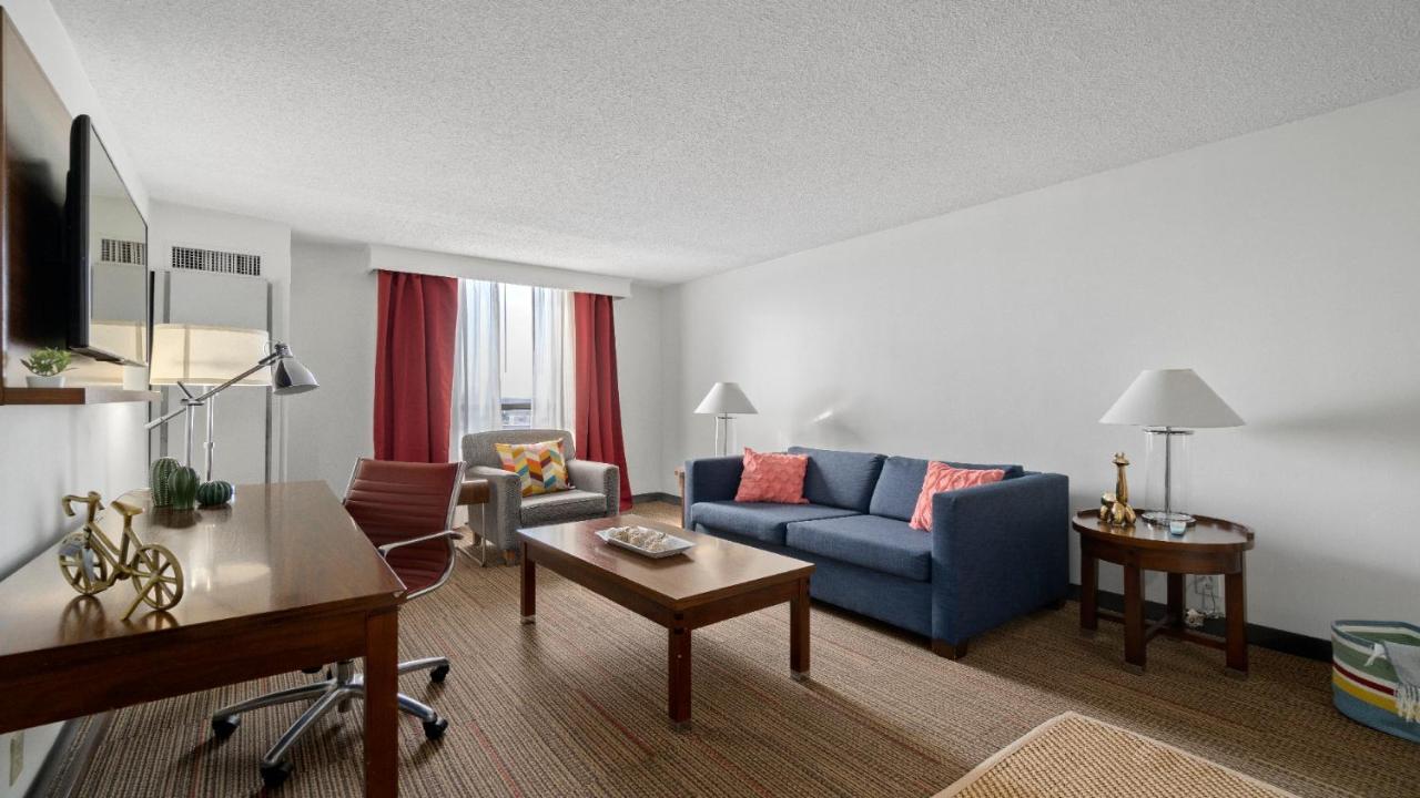 שרלוט 315 Loso Hotel Airport מראה חיצוני תמונה