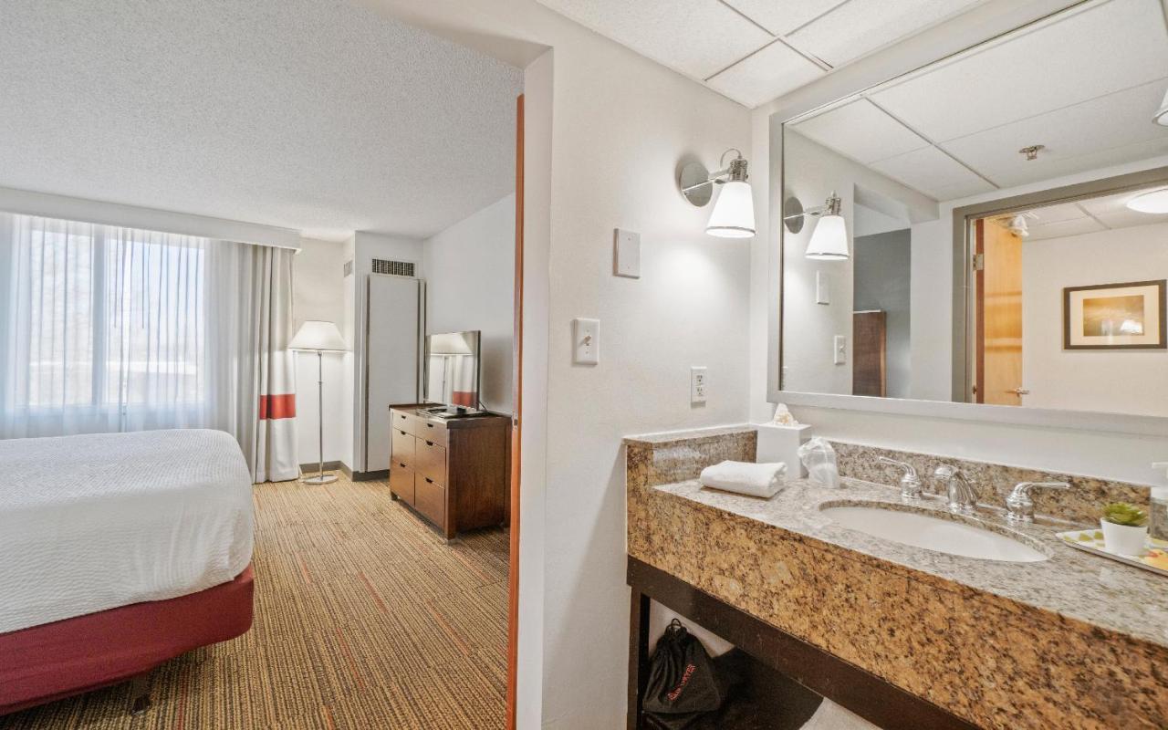 שרלוט 315 Loso Hotel Airport מראה חיצוני תמונה