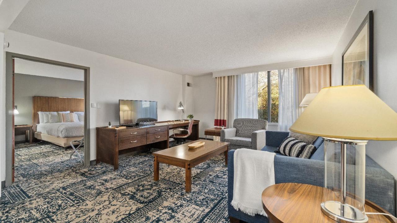 שרלוט 315 Loso Hotel Airport מראה חיצוני תמונה