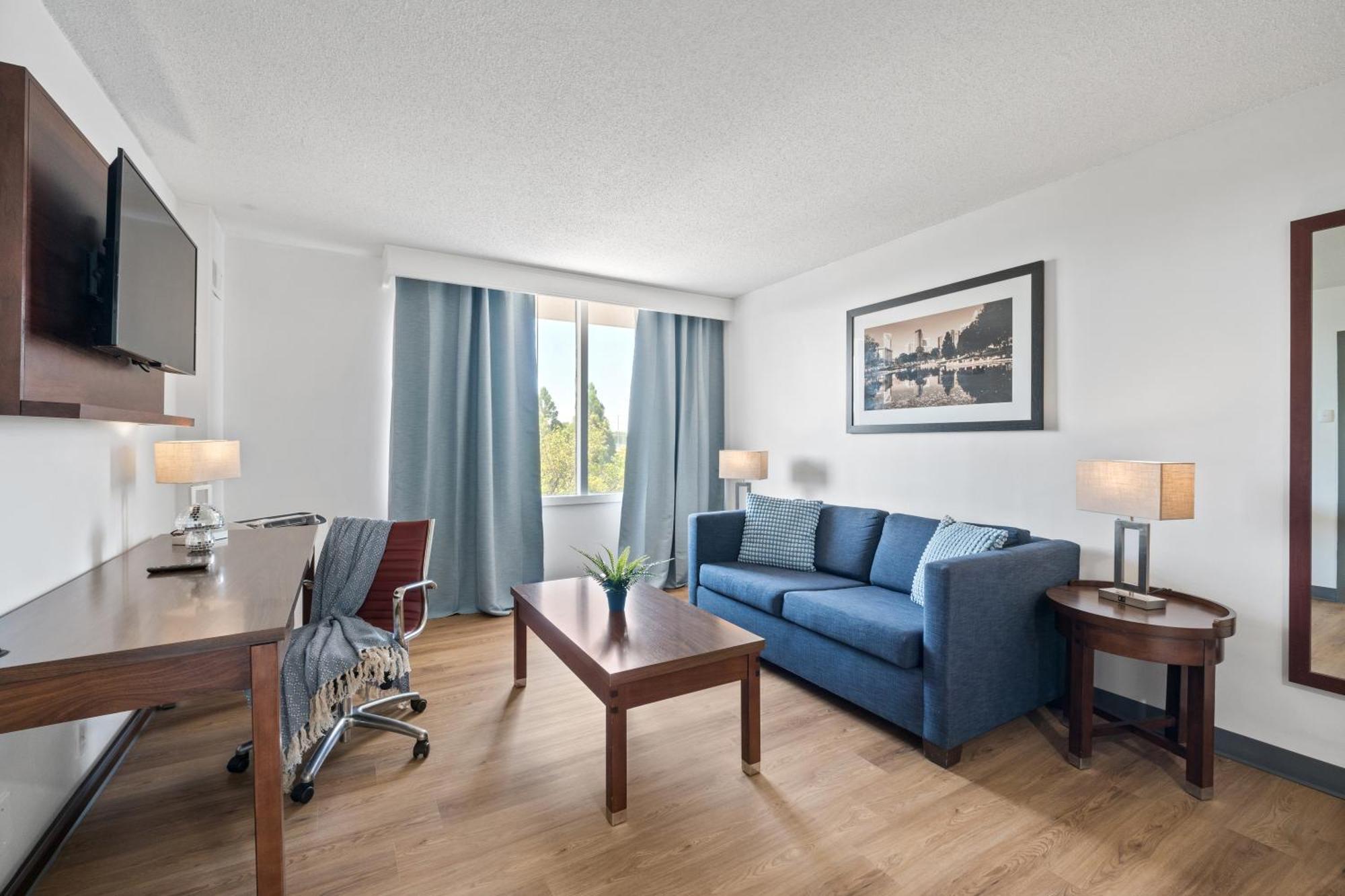 שרלוט 315 Loso Hotel Airport מראה חיצוני תמונה