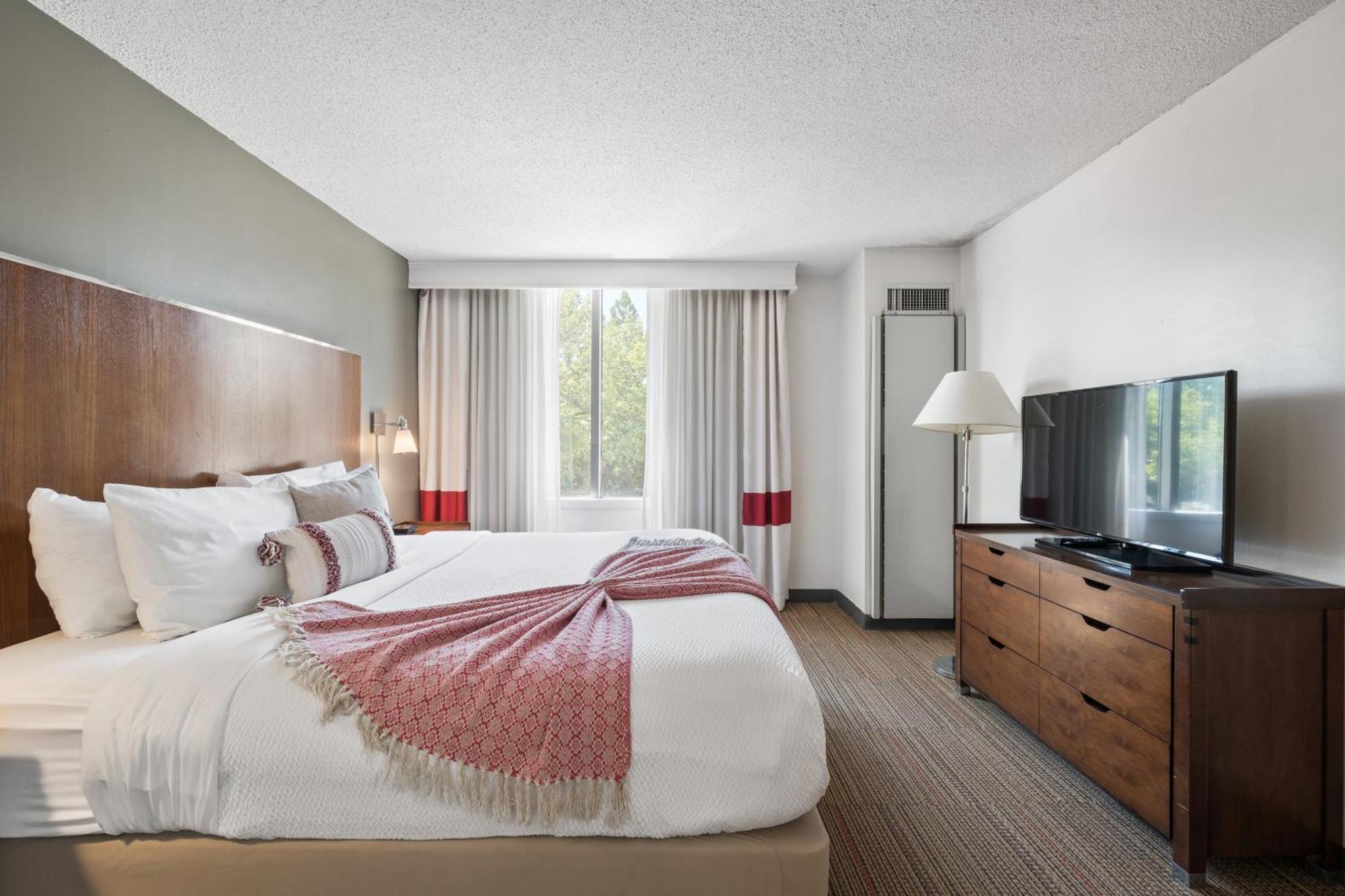 שרלוט 315 Loso Hotel Airport מראה חיצוני תמונה